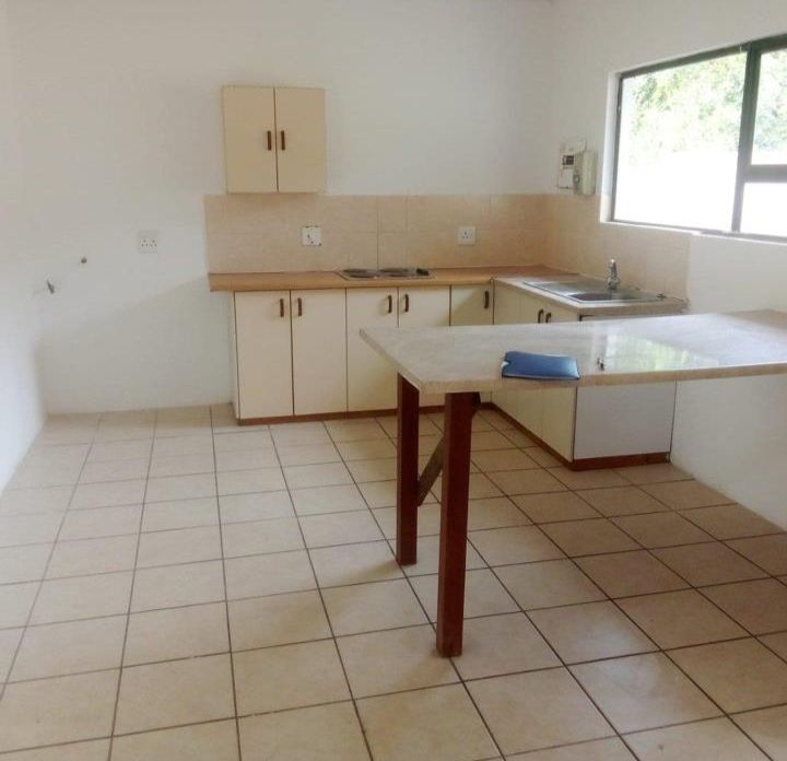 6 Bedroom Property for Sale in Kaysers Beach Eastern Cape